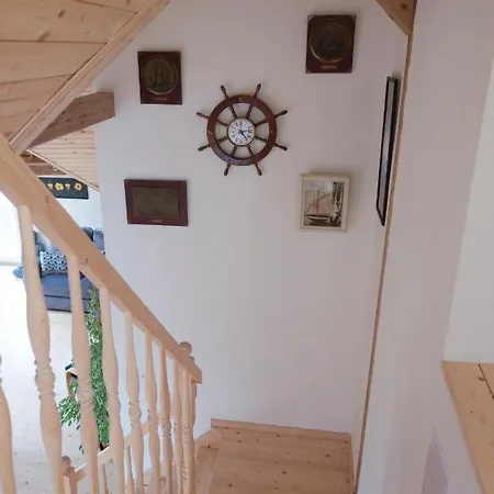 Art-house 3 Attic With Terrace * ديشين
